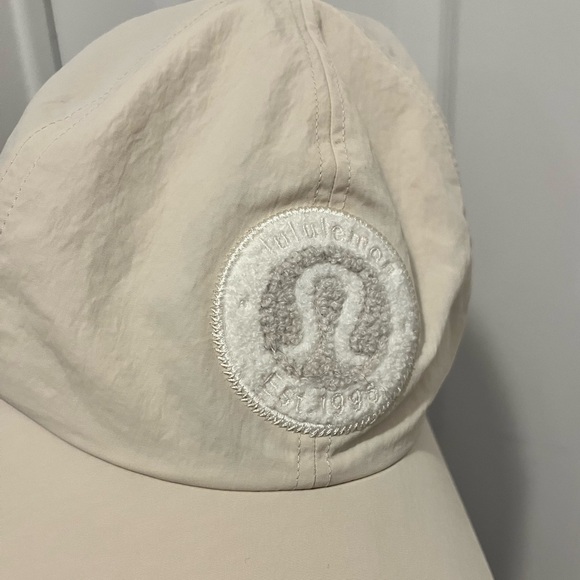 NWOT Lululemon Women's Baller Hat with Patch - Picture 4 of 6